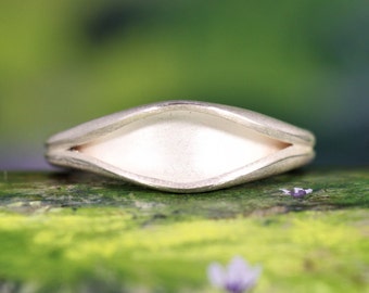 Dream flower pendant in solid silver-22kt gold plated by Frank Schwope