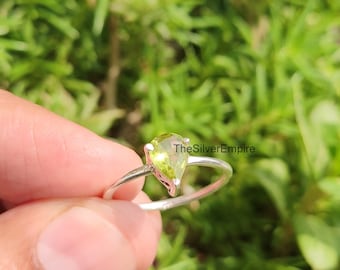 Pear Cut Peridot Ring – 925 Sterling Silver Solitaire, August Birthstone