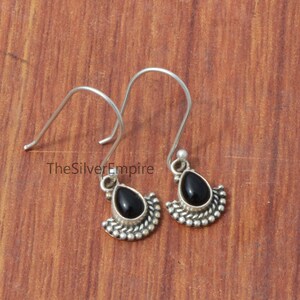 Natural Black Onyx Earring - 925 Sterling Silver Earring - Handmade - December Birthstone Jewelry - Pear Cabochon Earring  - Gifts For Her