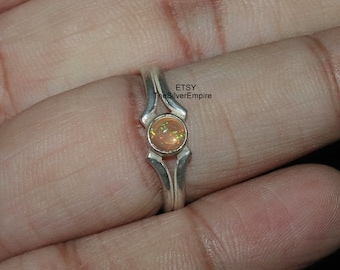 Anillo de ópalo etíope de plata de ley hecho a mano: piedra natal de octubre