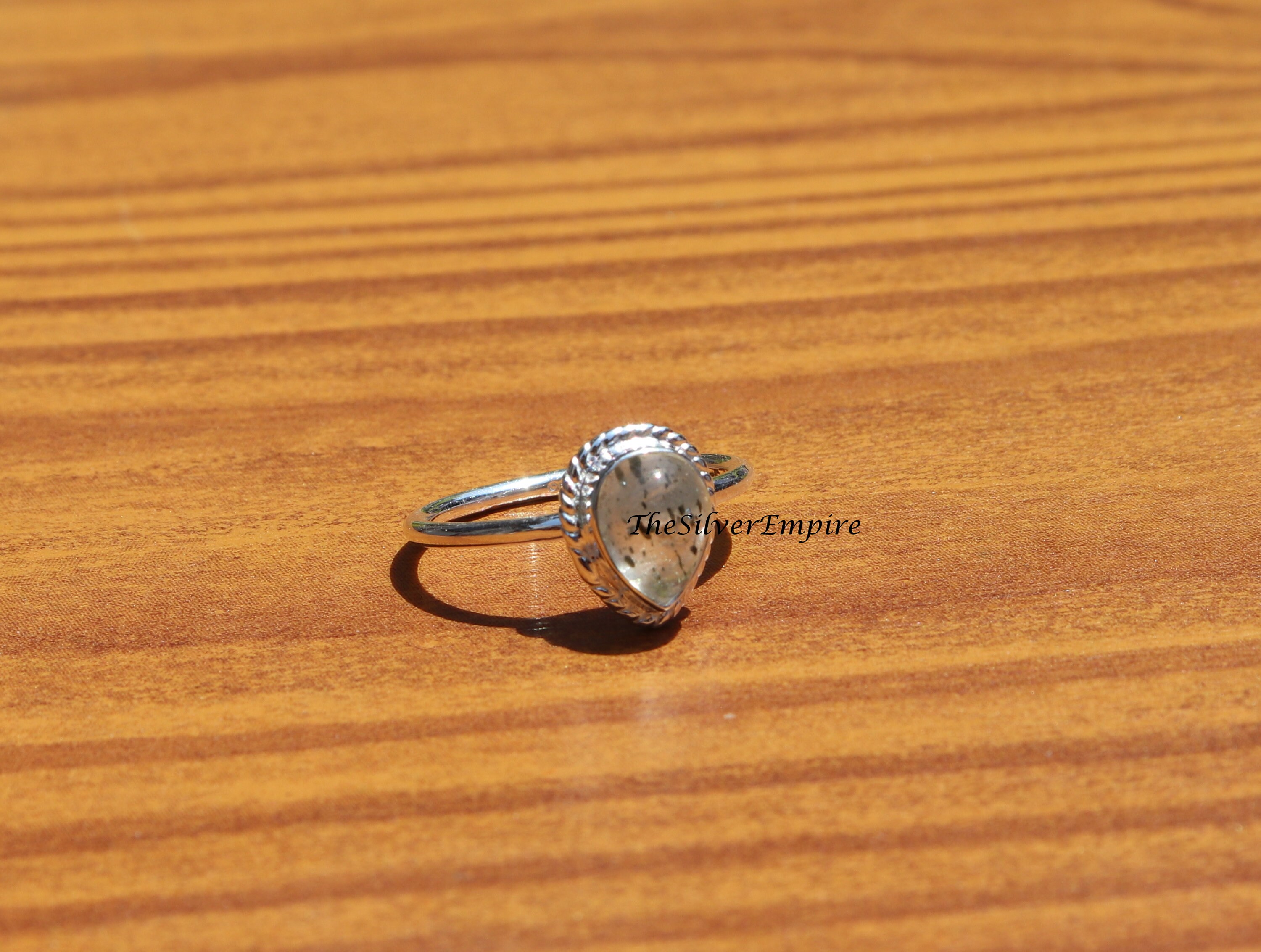 ハンドメイドペアーハーキマーダイヤモンドリング：925スターリング