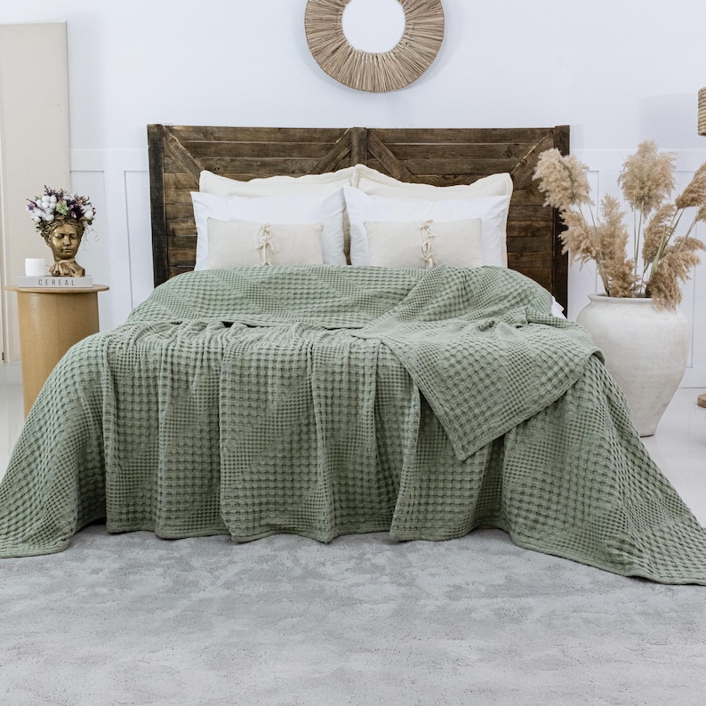 Super King 100% Cotton Bed Throw Soft Cozy Blanket (250 x 280 cm) Sage Green