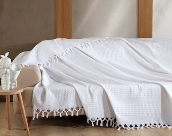 White Bedspread - Bed Throw & Couch Cover - Bedspread King Size - Sofa Throw White - Waffle Bedding - White Throw 220 cm x 240 cm