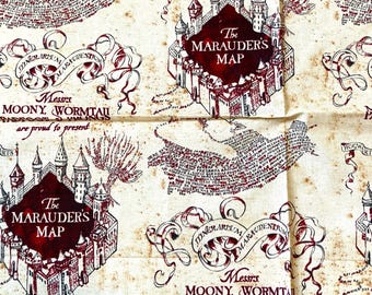 Mapa del Merodeador Hogwarts Tela de algodón ligero color beige y burdeos Tela con licencia de Joann, 18" x 21" Mischief Managed.