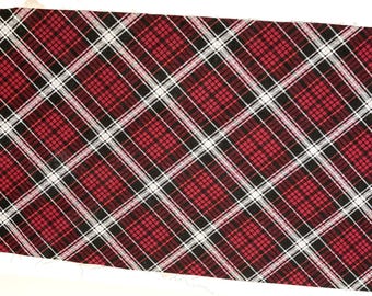 Tela para libros Tela con respaldo de papel con estampado de diseño de cuadros rojos para hacer cubiertas/forros de libros hechos a mano de 12" x 24".