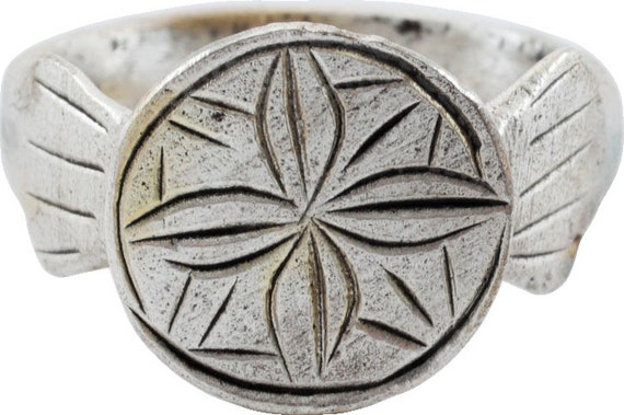 Fine European Christian Ring, 1400-1600 Size 9 3/… - image 2