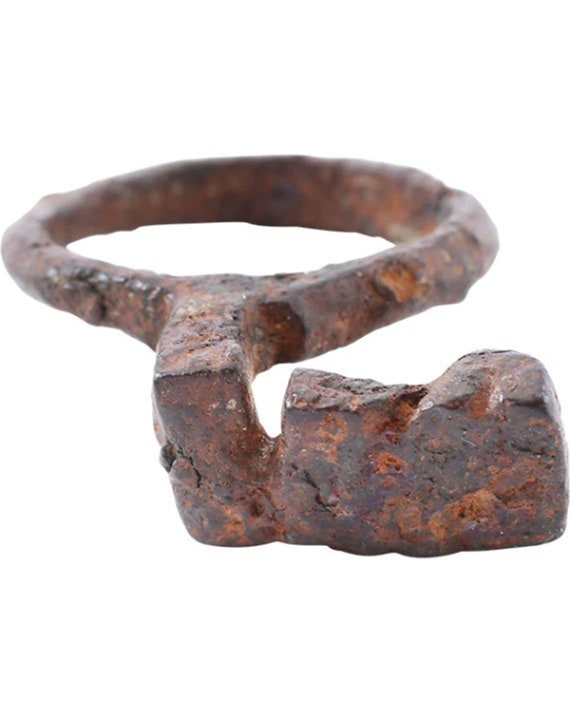 Roman Key Ring, 1st-3rd Century AD, Size 9 - image 1