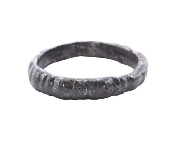 Rare Variation Viking Wedding Ring, Size 8 3/4 Au… - image 1