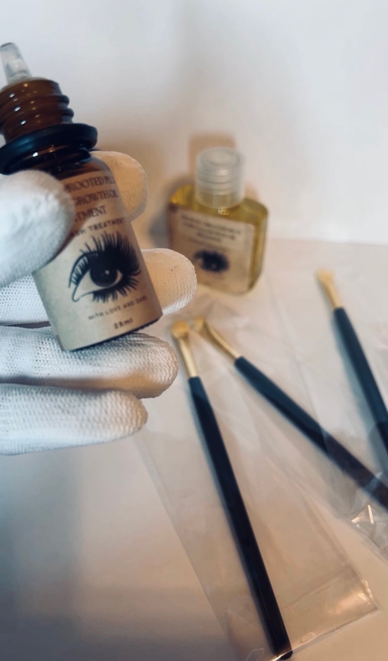 Growme Uprooted Plus Formula Eyelash Growth Oil Treatment trichotillomania Pulling Disorders