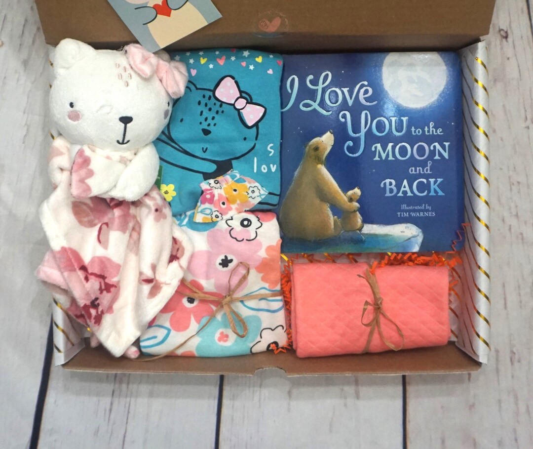 Baby Girl Gift Box: Bear Theme Onesies, Book & Plush Blanket - Etsy