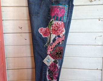 GAP Rosy Pink Floral Embroidered Upcycle Boyfriend Jeans, Size 33 / 16r