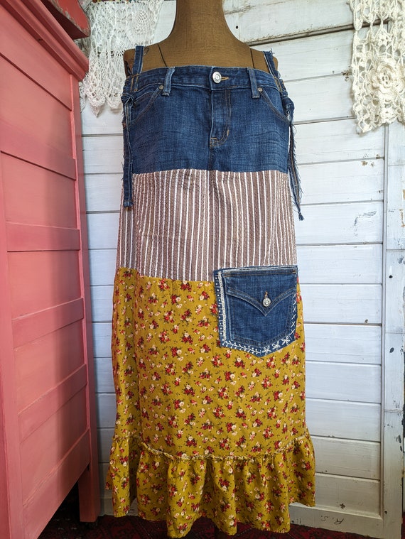 Women's Golden Floral GAP Jean Upcycle Jumper Bib Overalls, Size XL