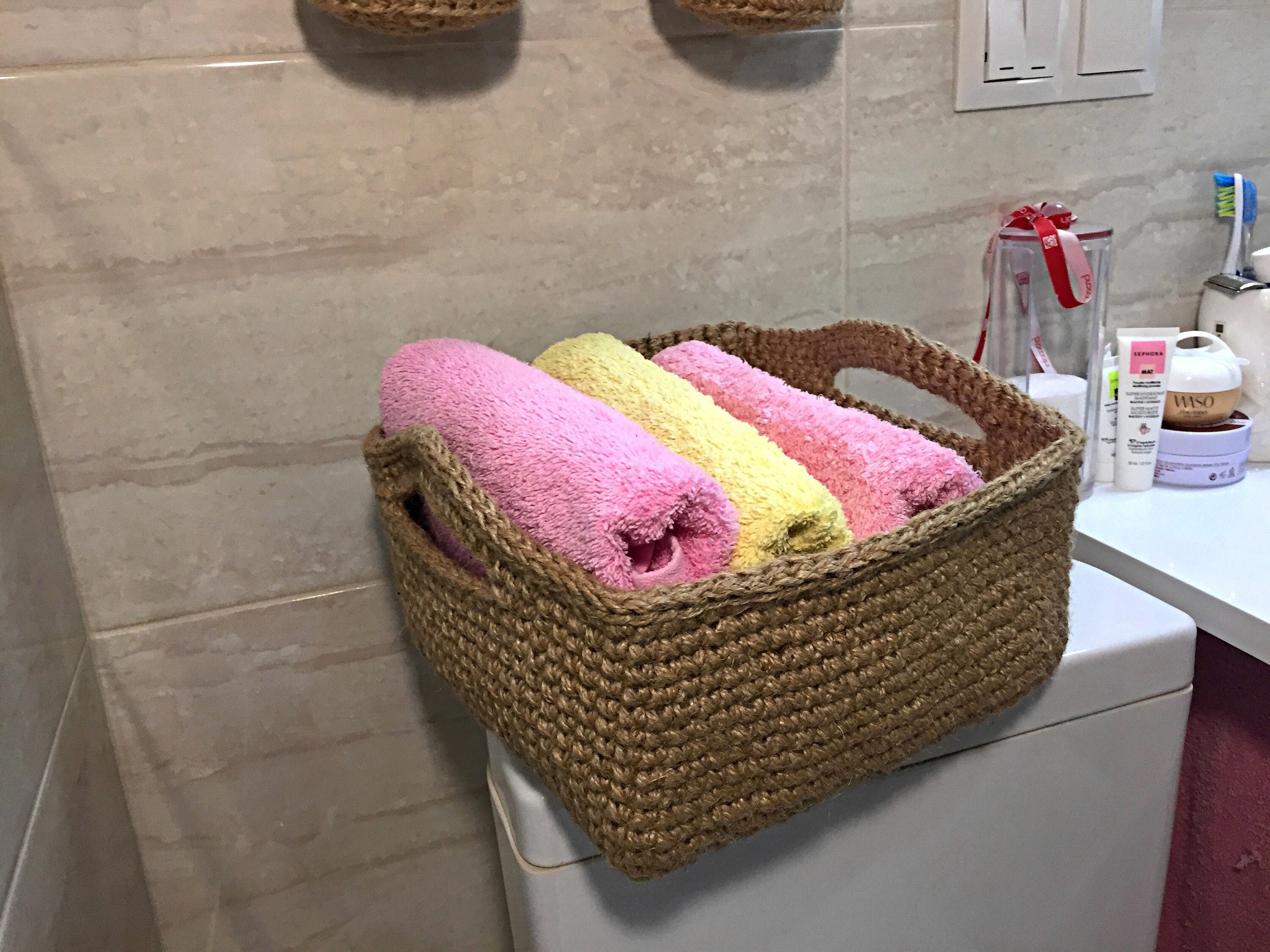 paper towel storage basket