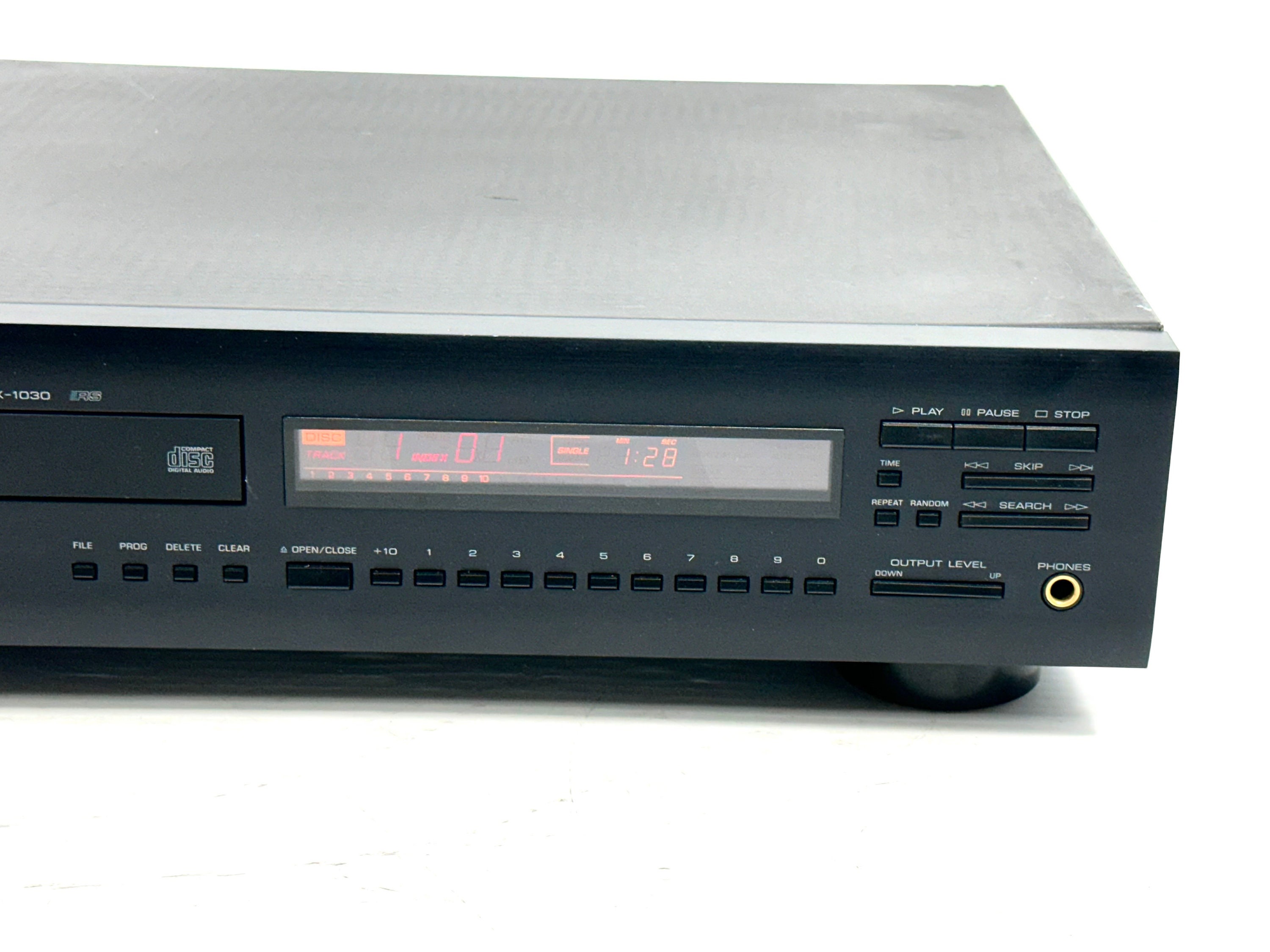 Rare Vintage Yamaha CDX-1030 Premium Quality CD Player, Black