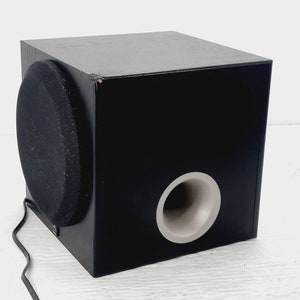 Vintage Yamaha YST-SW012 Active Powered Sub woofer 120V 45W 60Hz -  Tested