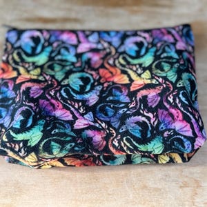 Rainbow Dragon! Tasche mit Reißverschluss, Drachen, Drache, Fantasy, Mäppchen, Beutel, Ordnung, Regenbogen, Anime, Manga, Magie, Witch Magic
