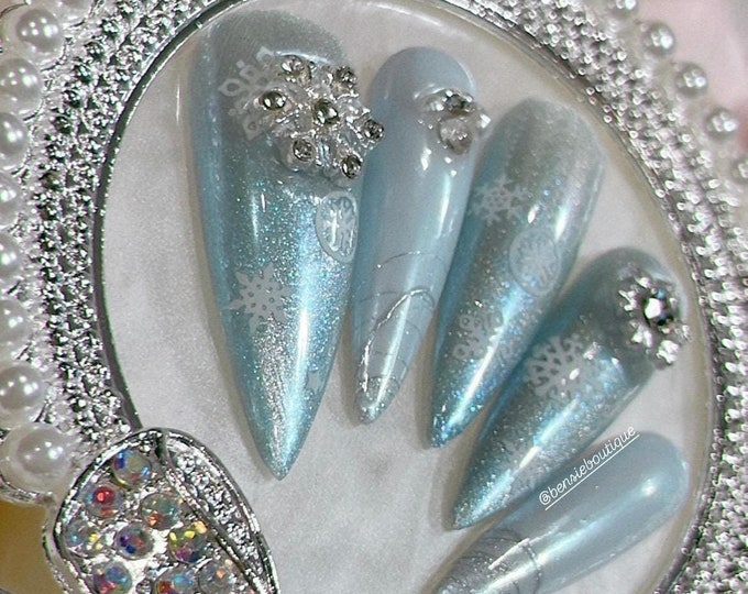 Icy Cat Eye Winter Press on Nails with 3D Snowflake charms | 3D nails | Romantic Nails | Christmas Nails | extra short to 3XL nails