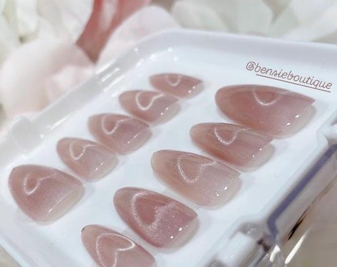 Cat Eye Hearts Press on nails | Pink nails | sparkly nails | dainty 3D nails | magnet nails | short nails | long nails | valentine nails