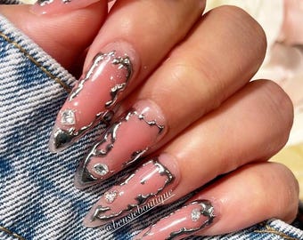 XHS Cyber: Silver Chrome and Pink Aura Nails