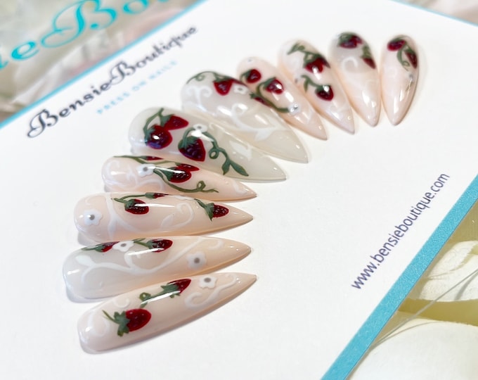 Handpainted strawberry vines press on nails | strawberry rococo nails | vintage strawberry nails | Victorian nails |extra short to 3XL nails