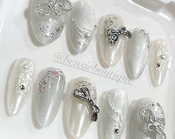 Silver Cat Eye Press On Nails: Pearlescent 3D Charm Bridal Nails