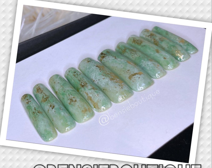 Jade Gemstone with gold foil | light green | Press on Nails Canada USA | Asian nails | lucky nails