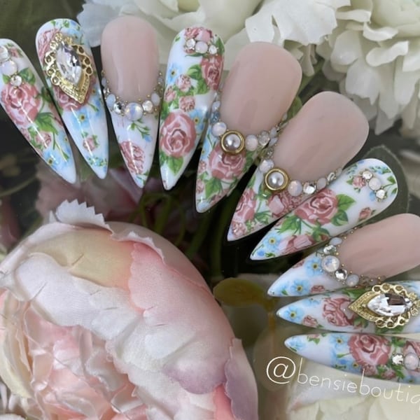 French Flowers | Floral and Bling Nail Art | press on nails Canada USA | 3D nails | Dainty Nails | Luxury Nails | extra short to 3XL nails