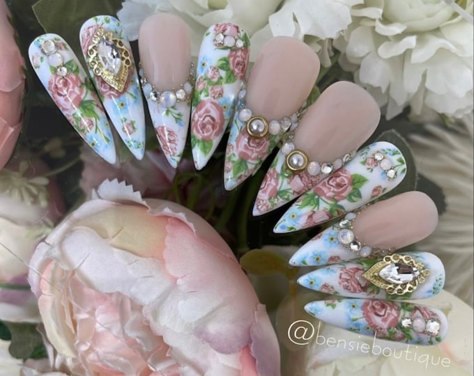 French Flowers | Floral and Bling Nail Art | press on nails Canada USA | 3D nails | Dainty Nails | Luxury Nails | extra short to 3XL nails