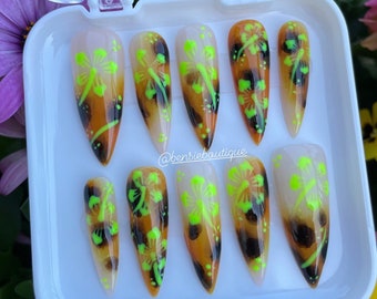 Hand-Painted Press On Nails: Tortoise Shell Neon Hibiscus Stiletto