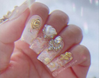 SISTINE | Renaissance | Angels | Cherubs | Clouds | Gold Foil | Sparkly Nails | 3D Nail Art | Jelly Nails | short and long press on nails