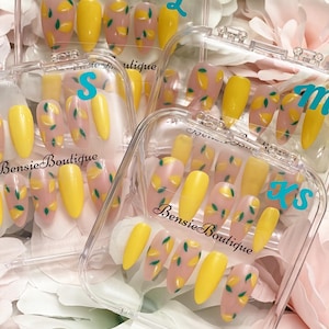 Limoncello | hand painted lemons | yellow | press on nails