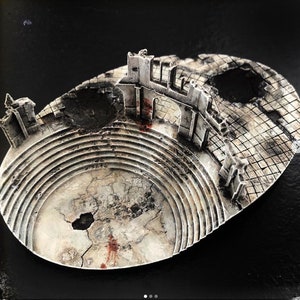 105mm Oval Ruined Plaza #1 Scenic Base