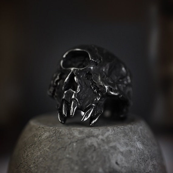 Evil 2024 skull ring