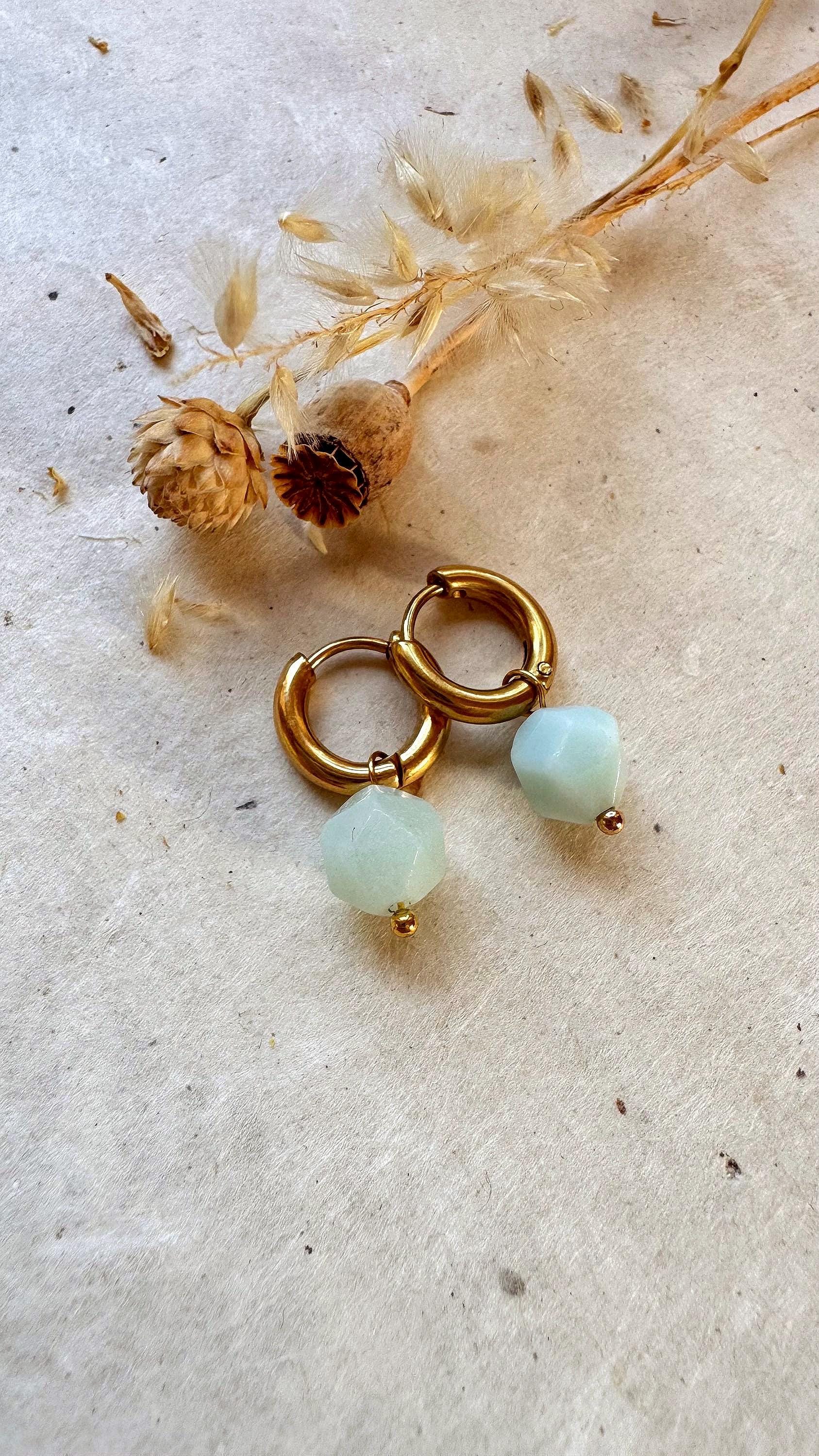 Orecchini Donna Rotondi In Acciaio Chirurgico Con Zirconi Cubici: Chiusura A Leva, Disponibili In Argento, Oro E Oro Rosa – Paio Di Orecchini Eleganti