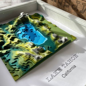 Mapa personalizado del lago Tahoe, California / Topografía + batimetría / Mapa de contorno 3D / ENMARCADO