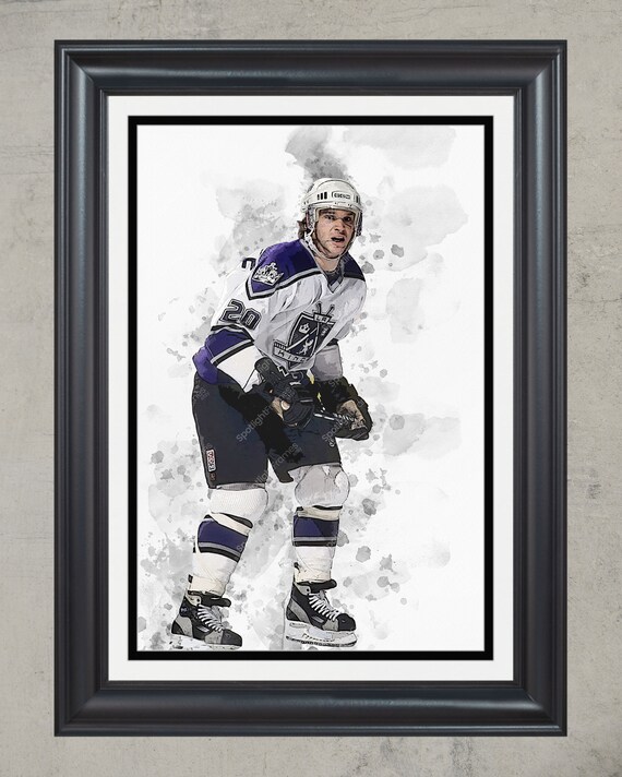 LA Kings Luc Robitaille NHL Framed Poster Print Hockey Wall -  UK