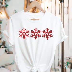 Snowflake Christmas Shirt, Trendy Christmas Shirt, Xmas Gift Shirt for Mom for Dad, Christmas Gift Tee, Matching Family Vacation Shirts