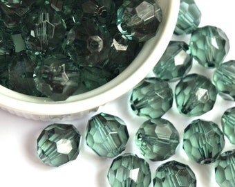 Pack of 10 Pretty Turquoise Green Dyed Acrylic Faceted Beads Measuring 18mm