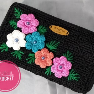 Flower Crochet Clutch : Purse bag wedding bag Luxury Bag Crochet Crossbody Bag Silver Shoulder Bag Event mothers bag