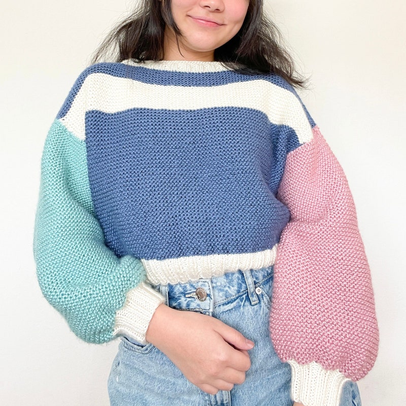 Cropped knit sleeveless sweater