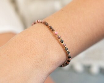 Elegante pulsera minimalista de piedra natural / joyería rhodonita de línea negra / pulsera de plata esterlina / pulsera de oro /
