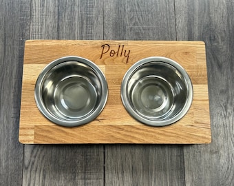 Pet feeding stand