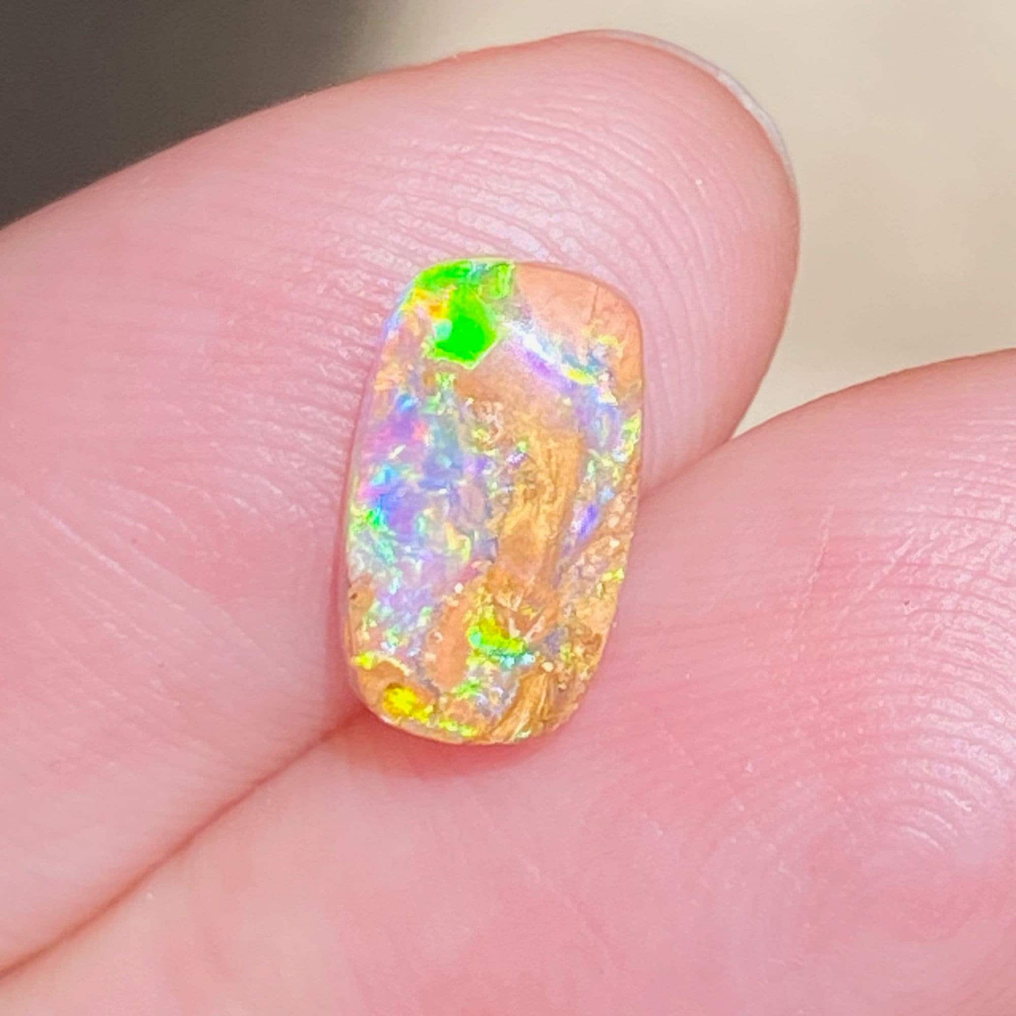10 x 5.5 x 4 mm - オーストラリア産ボルダーオパール - フリー