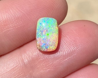 11.7 x 8.7 x 4 mm - オーストラリア産ボルダーオパール
