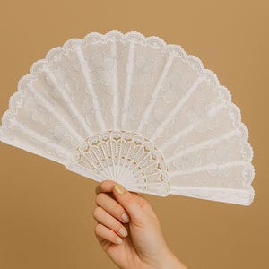 Embroidered Lace Hand Fan Set: Elegant Wedding Party Favors