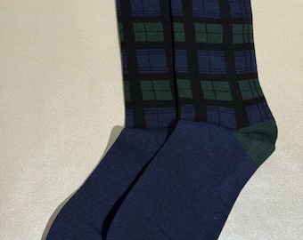 Bamboo Socks, breathable and soft, UK size 7 to 12 - black watch
