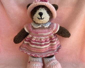 Betsy the handknitted bear