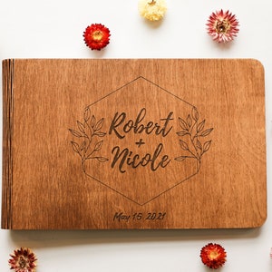 Álbum de fotos de madera personalizado / Álbum de recortes para parejas / Álbum Instax Mini / Regalo de San Valentín / Regalo de aniversario / Libro de visitas Polaroid