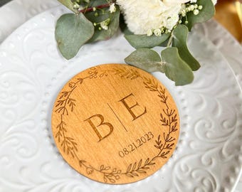 Posavasos rústicos personalizados / Recuerdos de boda para invitados al por mayor / Posavasos personalizados para bodas / Recuerdos de boda grabados económicos