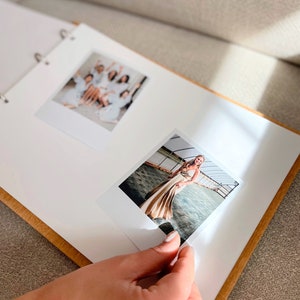 Houten gepersonaliseerd fotoalbum Polaroid Instax Mini-album Jubileumcadeau Bruiloft plakboek Moederdagcadeau Verlovingscadeau afbeelding 4